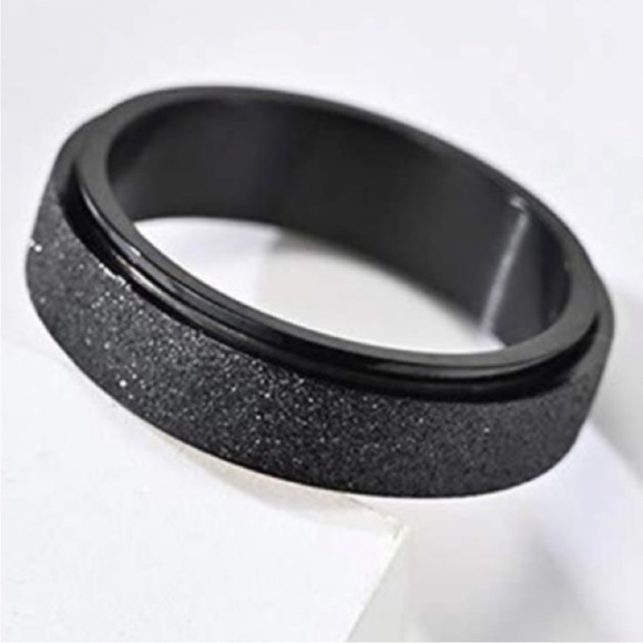 Black Glitter Titanium Ion Stainless Steel Fidget Spinner Ring, Size 8 - Picture 7 of 13